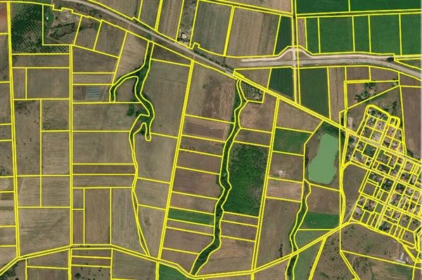 Κτηματολόγιο &                 Κτηματολογικές Υπηρεσίες